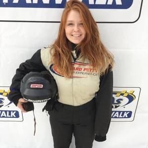 Meet your Posher, Kayla